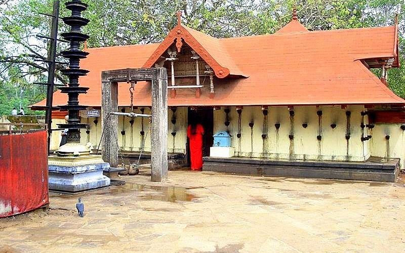 കൊടുങ്ങല്ലൂർ ഭഗവതി ക്ഷേത്ര ദർശനം