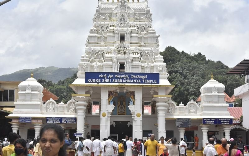 കുക്കെ സുബ്രഹ്മണ്യ ക്ഷേത്ര ദർശനം